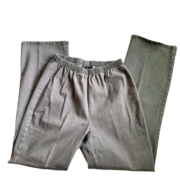 Denim 24/7| Gray High Rise Mom Jeans - Picture 2 of 6